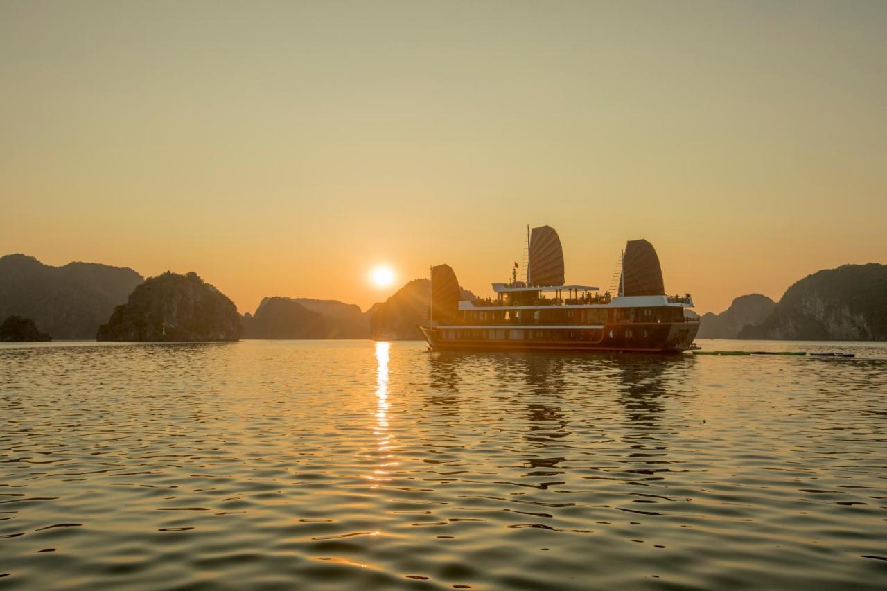 Hotel Cozy Boutique Cruise Dong Khe Sau Zewnętrze zdjęcie